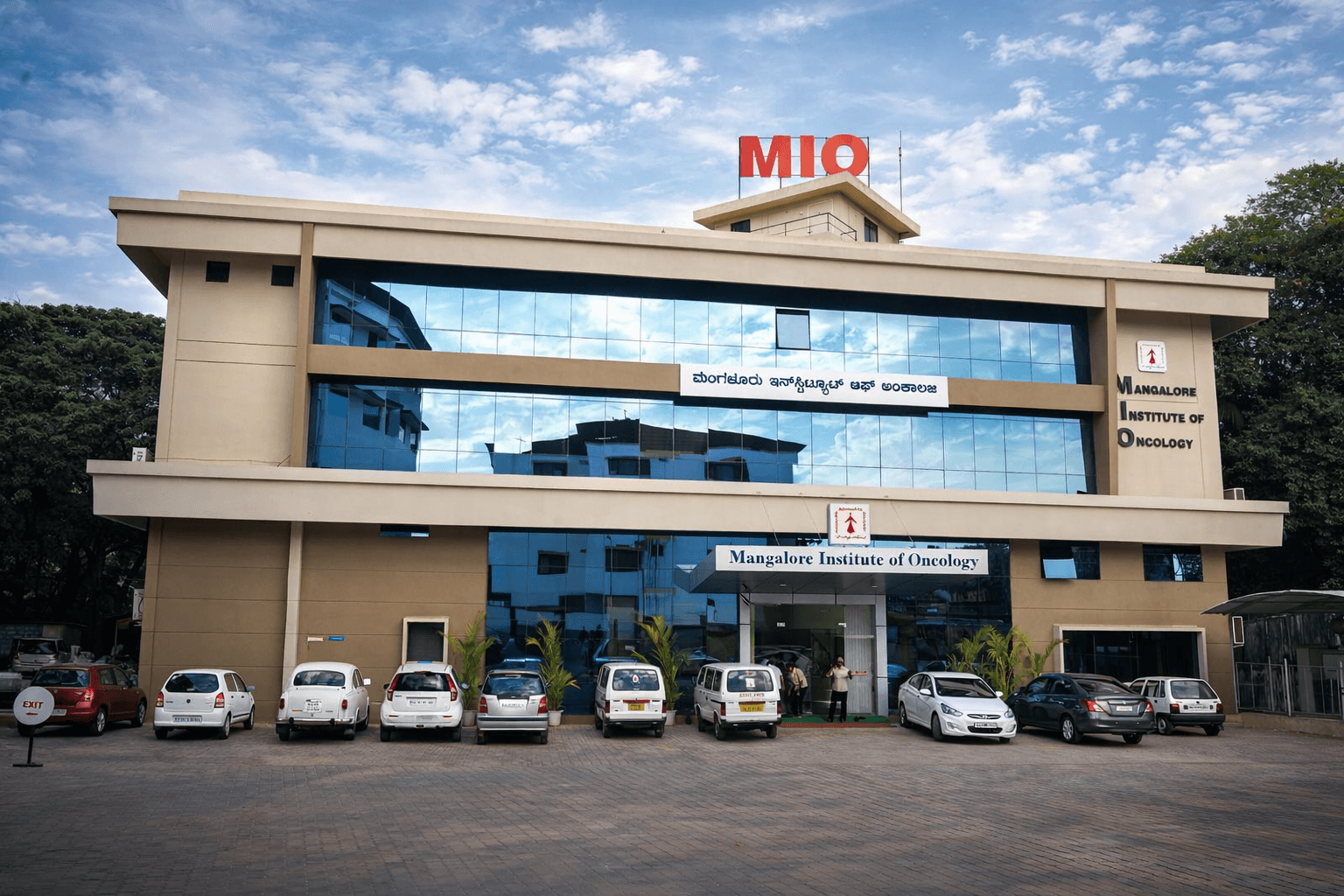 MIO Hospital Exterior View